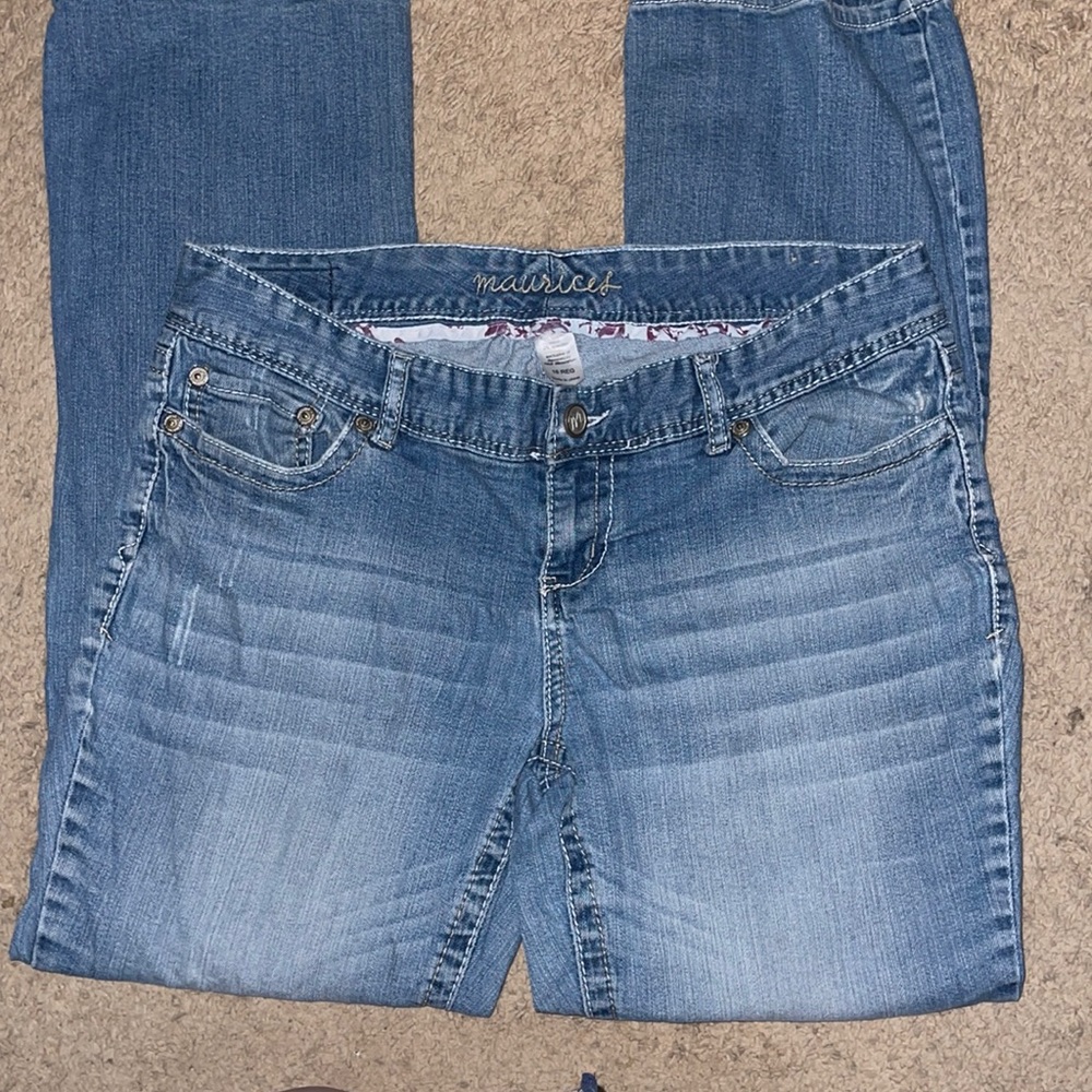 Maurices women’s jeans - Picture 2 of 3